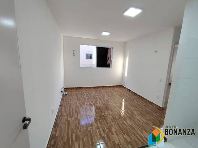#1045 - Apartamento para Locação em Fortaleza - CE - 2