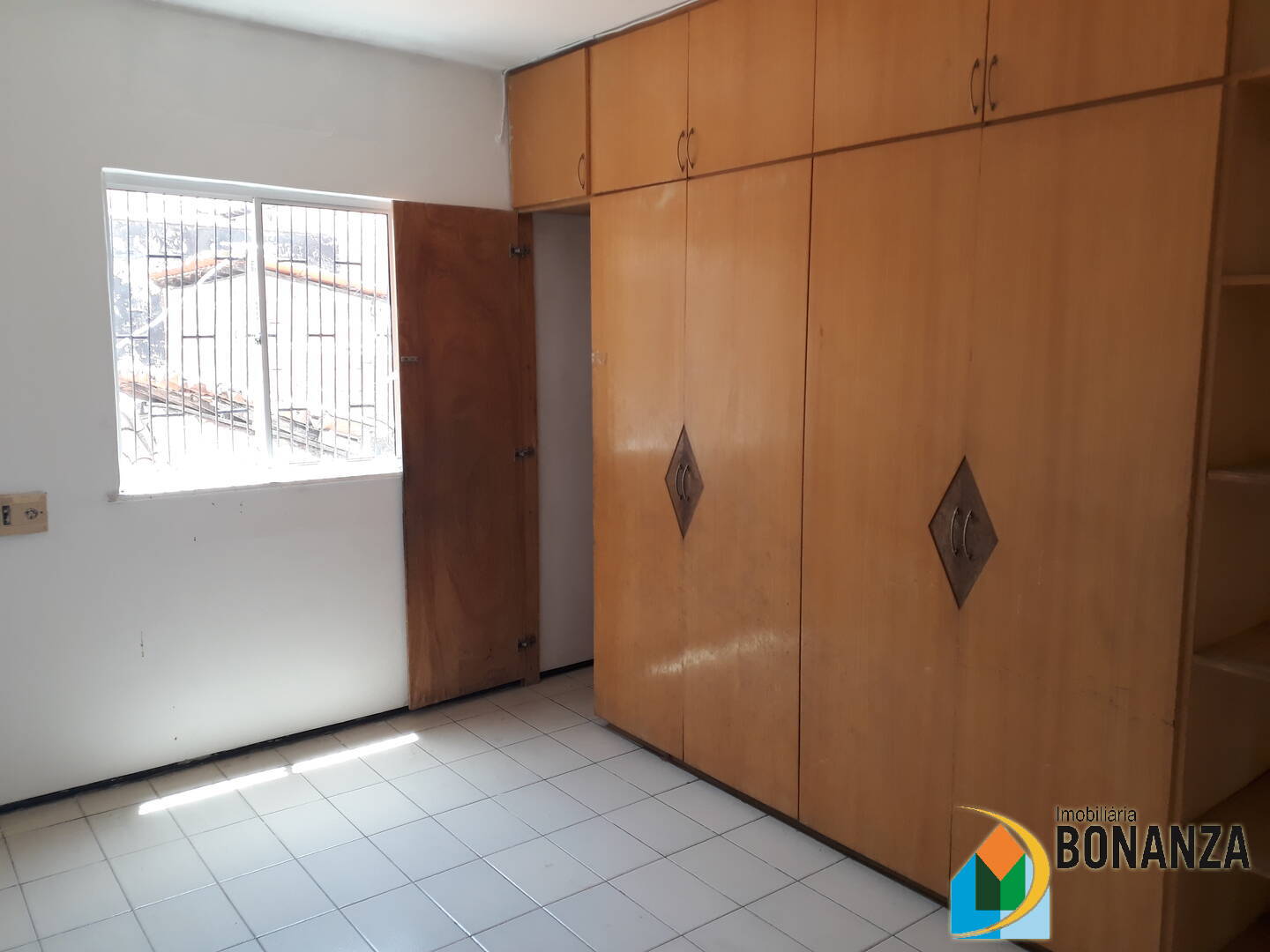 Apartamento à venda com 6 quartos, 413m² - Foto 4