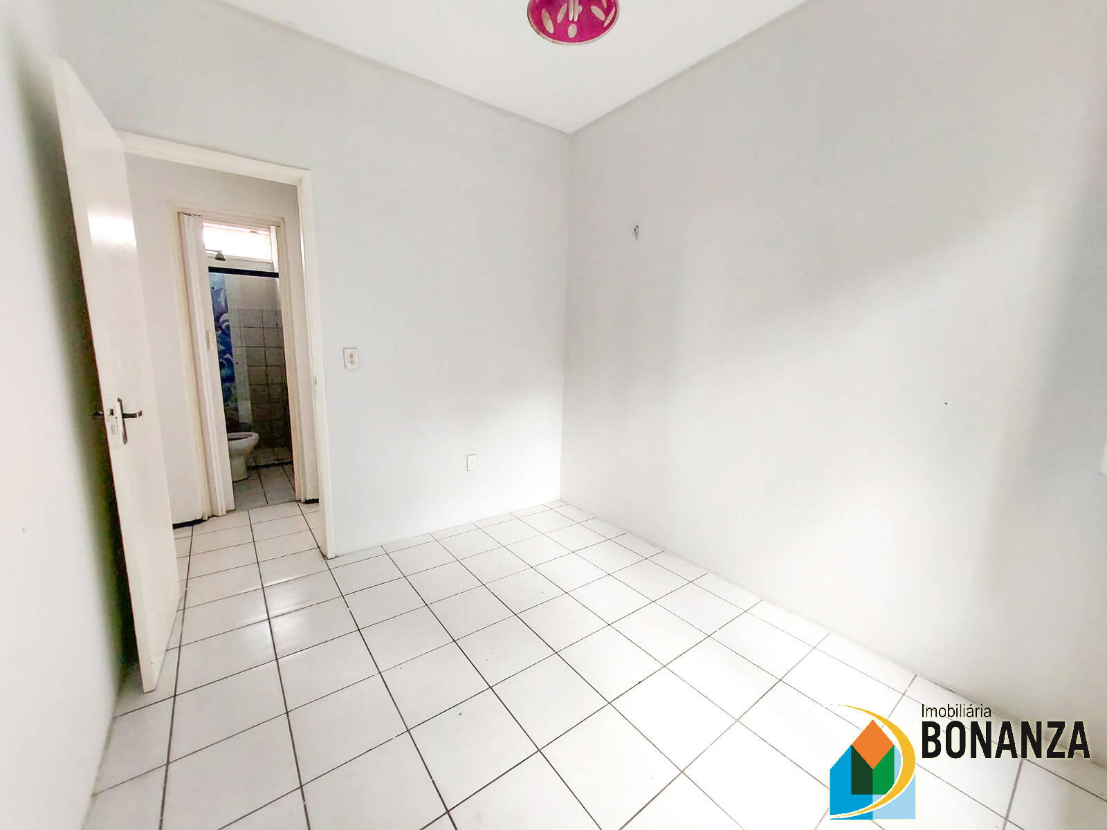 Apartamento para alugar com 2 quartos, 44m² - Foto 9