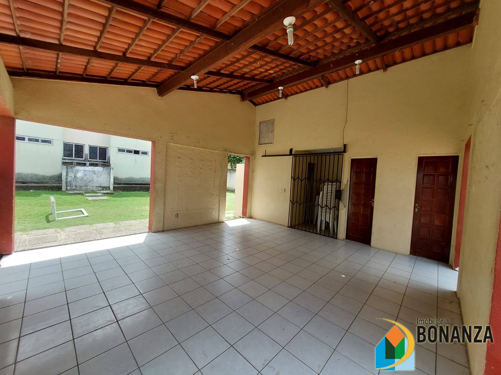 Apartamento para alugar com 2 quartos, 44m² - Foto 12