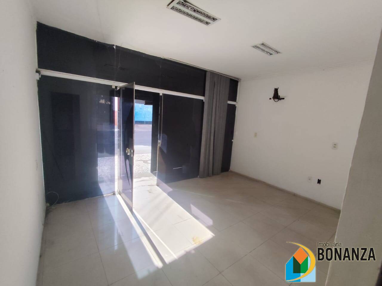 Conjunto Comercial-Sala para alugar, 52m² - Foto 2