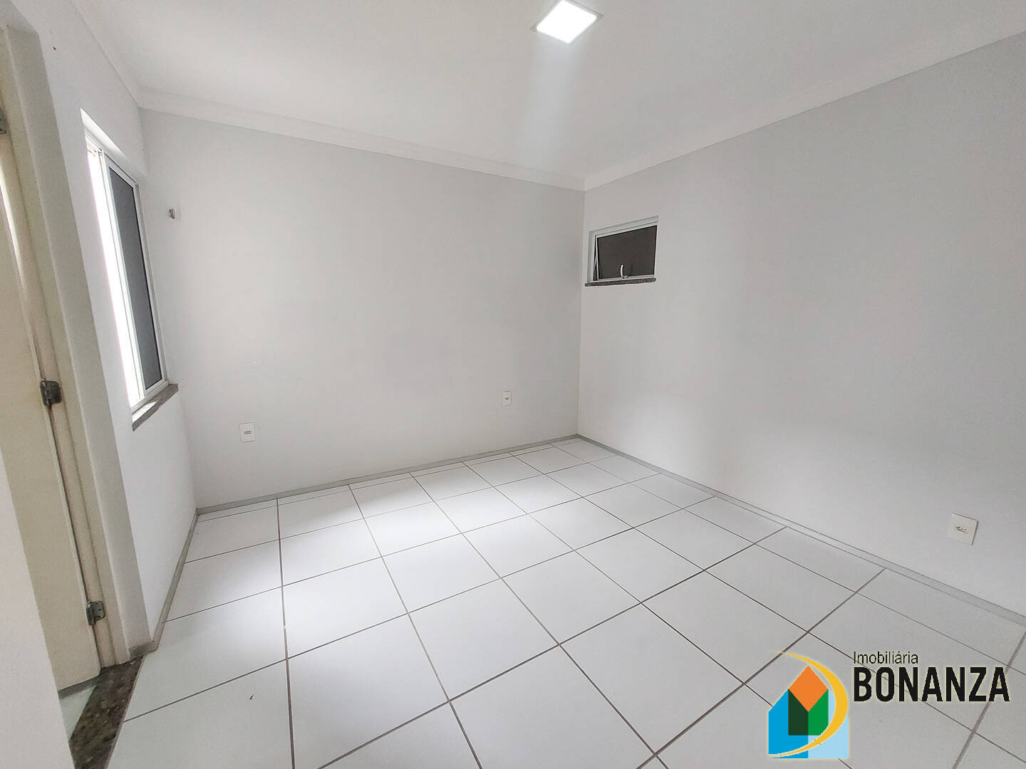 Apartamento para alugar com 2 quartos, 52m² - Foto 5