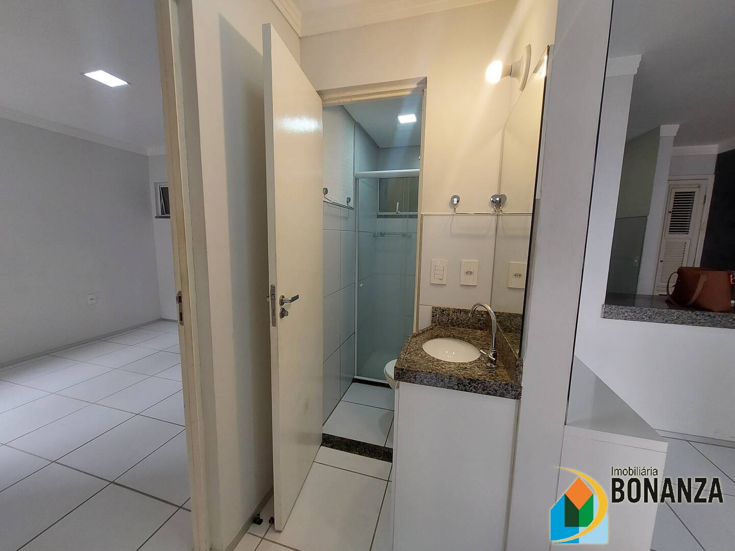 Apartamento para alugar com 2 quartos, 52m² - Foto 10