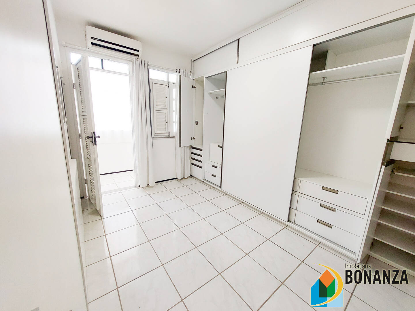 Casa para alugar com 3 quartos, 150m² - Foto 10