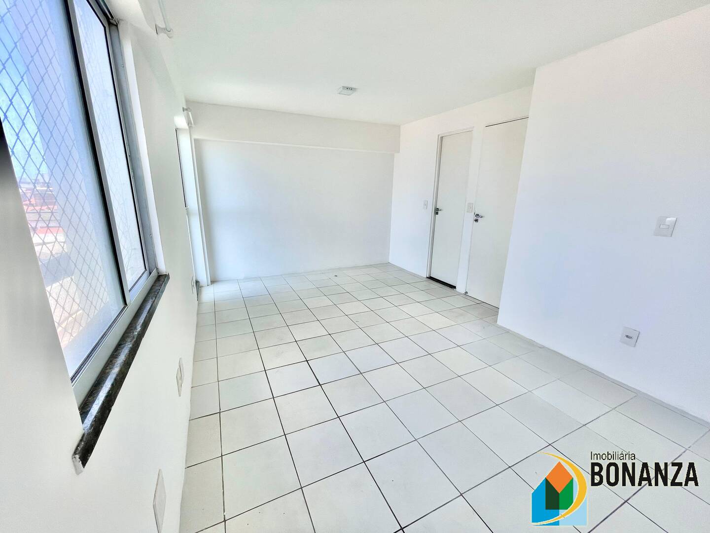 Apartamento para alugar com 2 quartos, 64m² - Foto 8