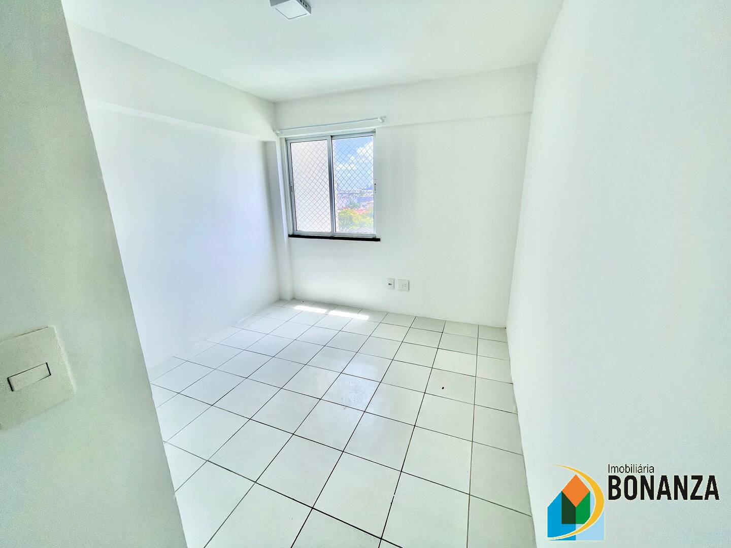 Apartamento para alugar com 2 quartos, 64m² - Foto 7