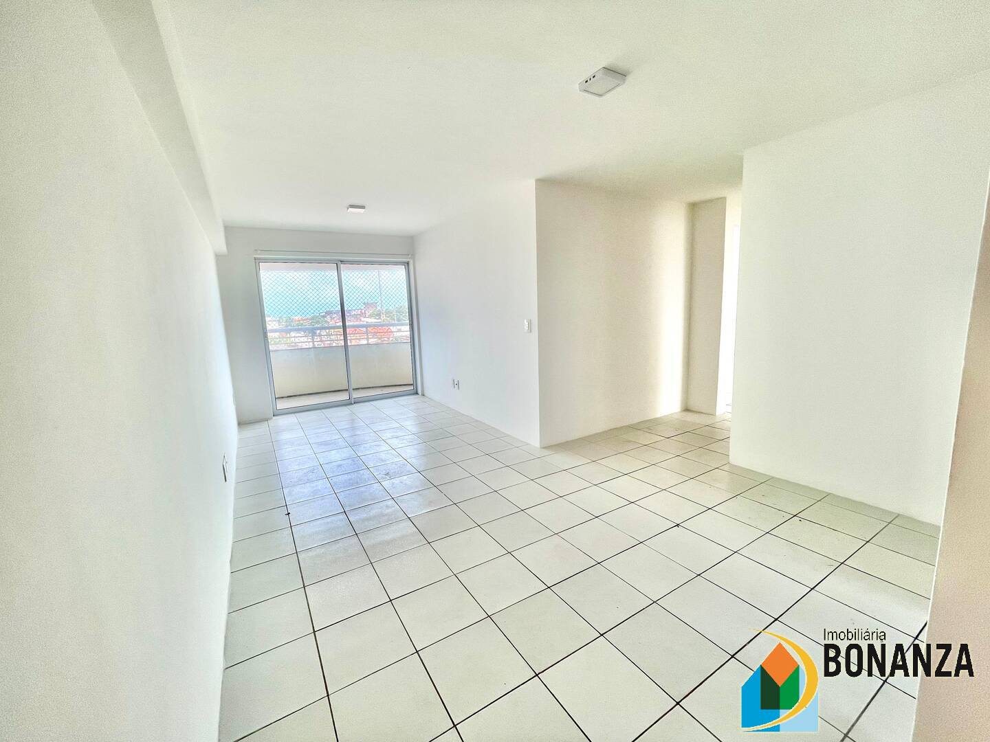 Apartamento para alugar com 2 quartos, 64m² - Foto 3