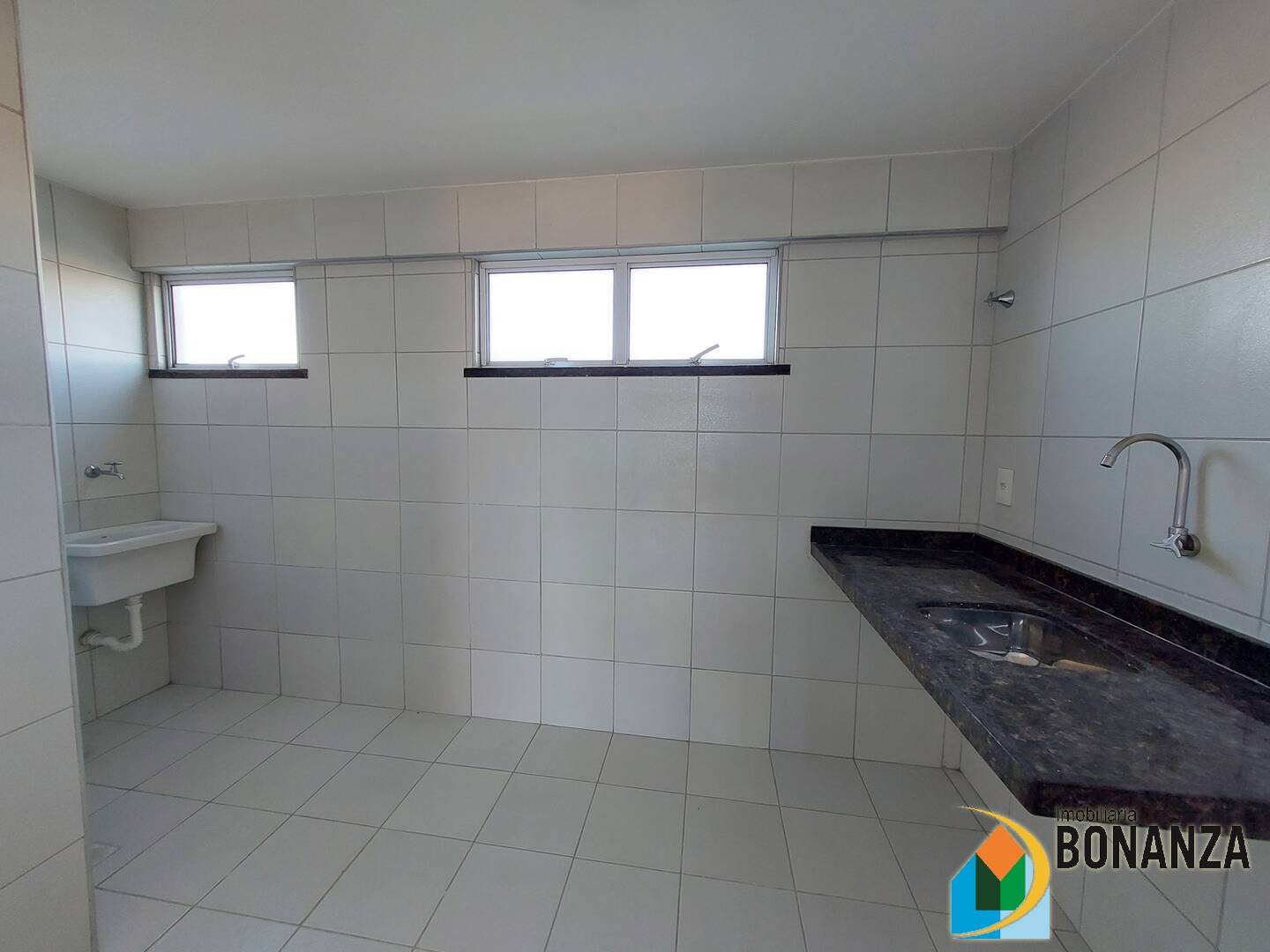 Apartamento para alugar com 2 quartos, 64m² - Foto 5