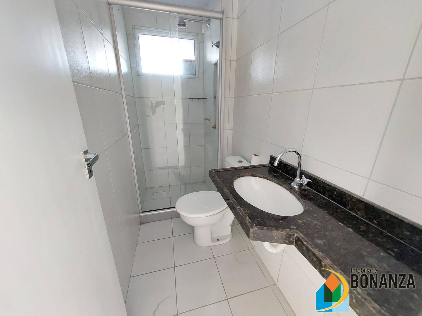 Apartamento para alugar com 2 quartos, 64m² - Foto 13